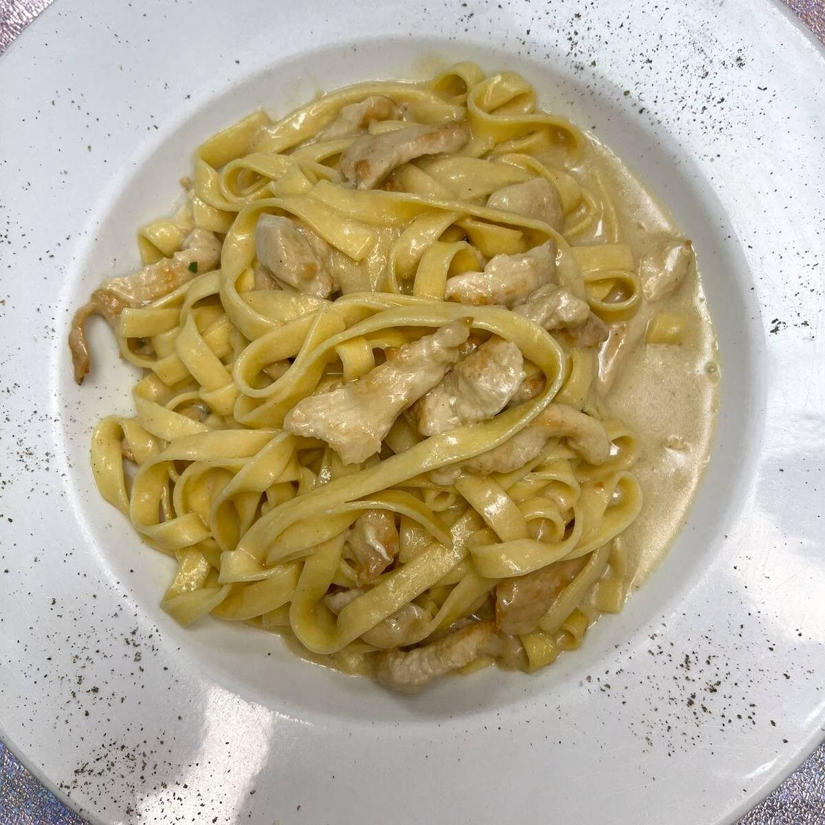 Fettuccine Alfredo.